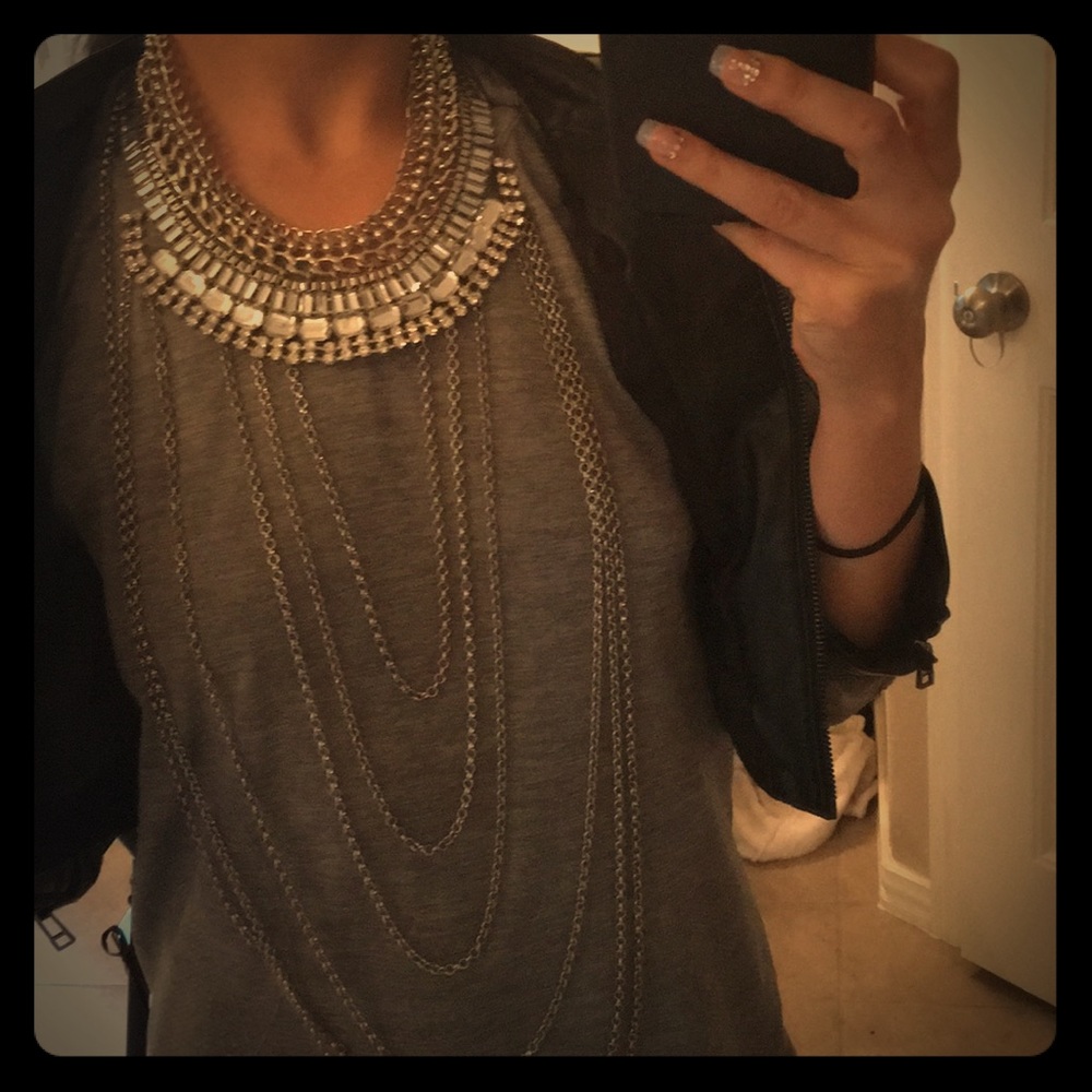 Jeweled bib chain necklace